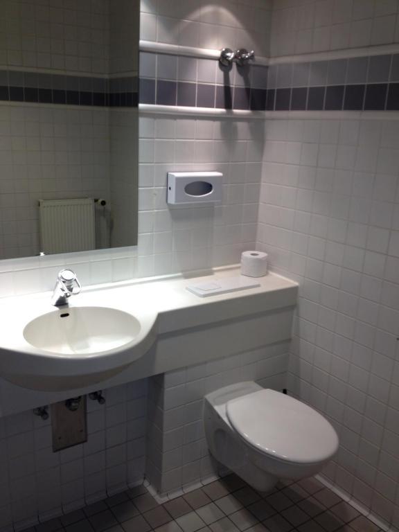 A1 Raststaette & Motel Hamburg-Stillhorn Δωμάτιο φωτογραφία